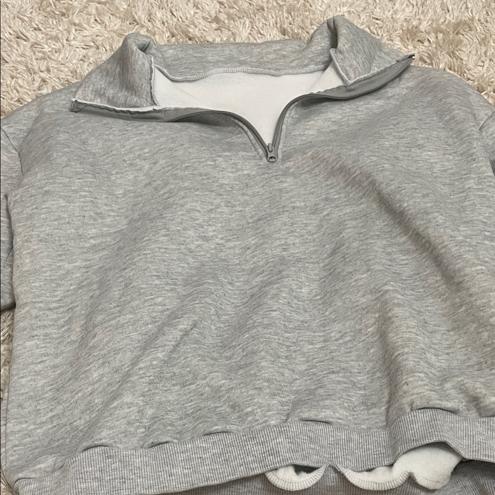 SHEIN Women's Gray Zip-Up Sweater